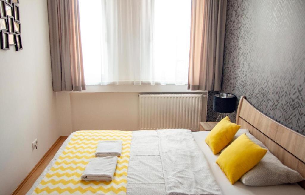 Keleti Studio Apartments Budapeste Exterior foto