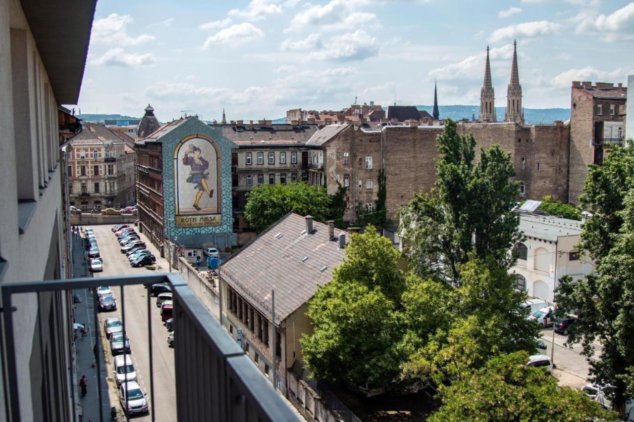 Keleti Studio Apartments Budapeste Exterior foto