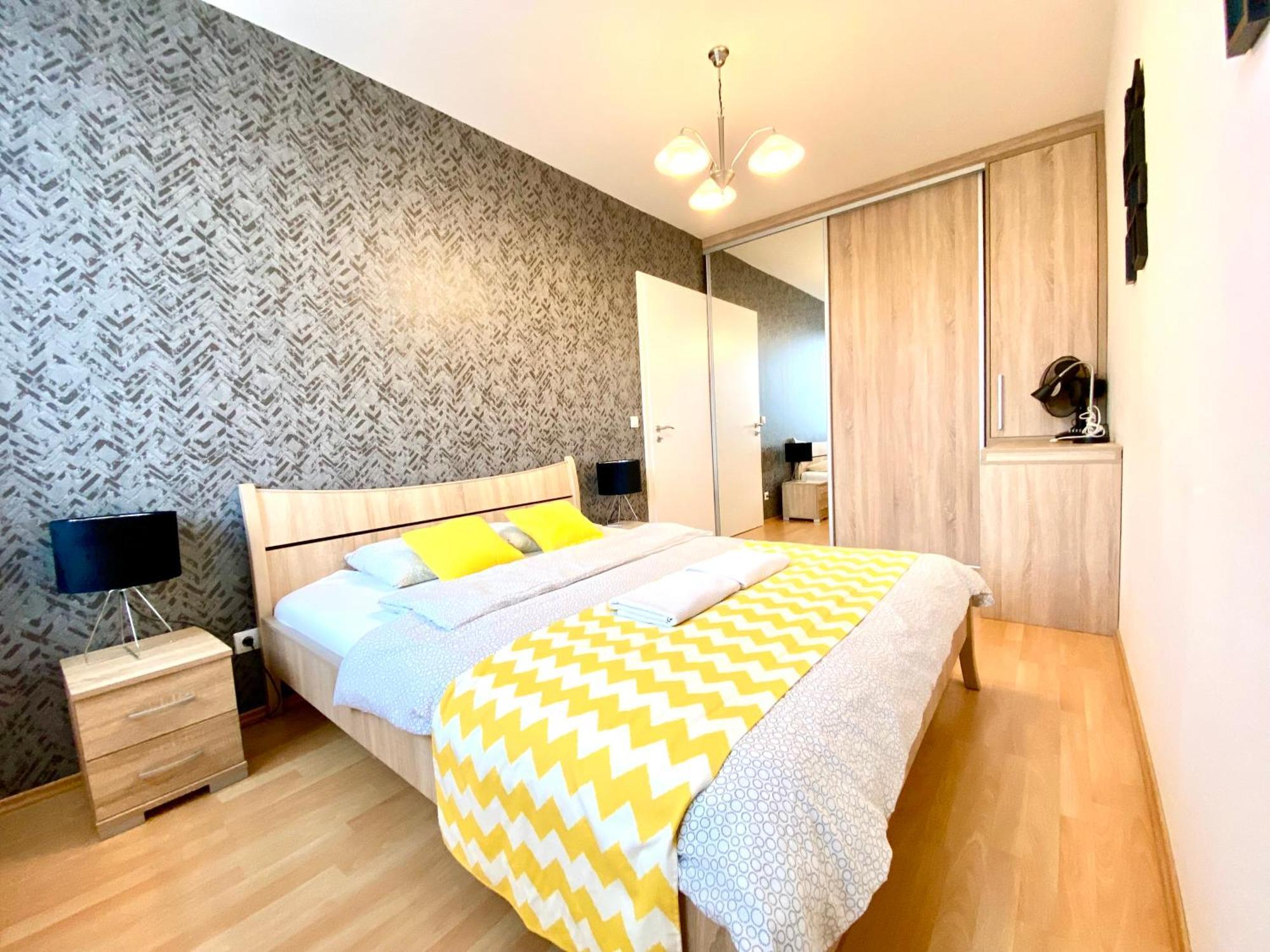 Keleti Studio Apartments Budapeste Exterior foto
