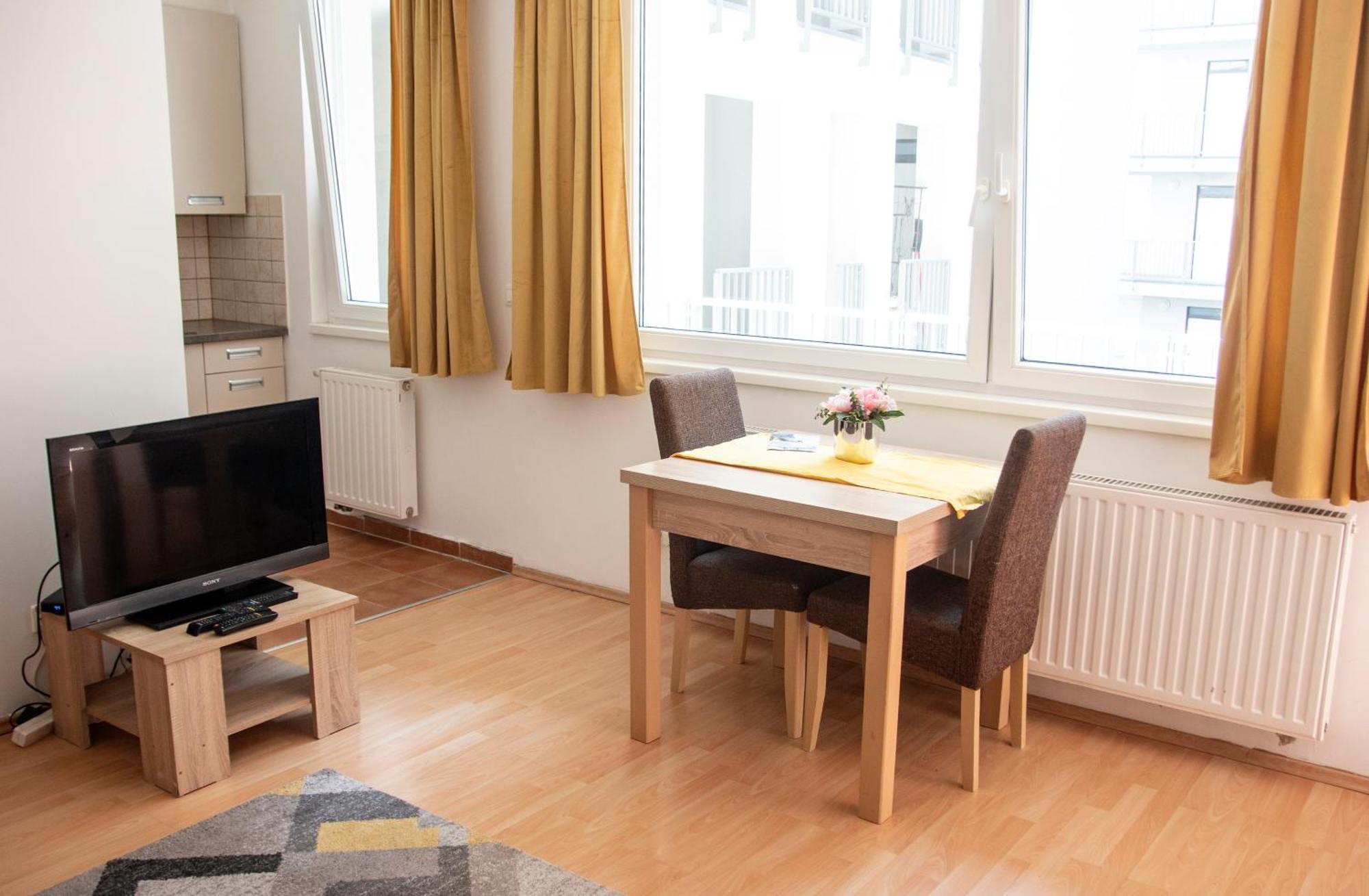Keleti Studio Apartments Budapeste Exterior foto